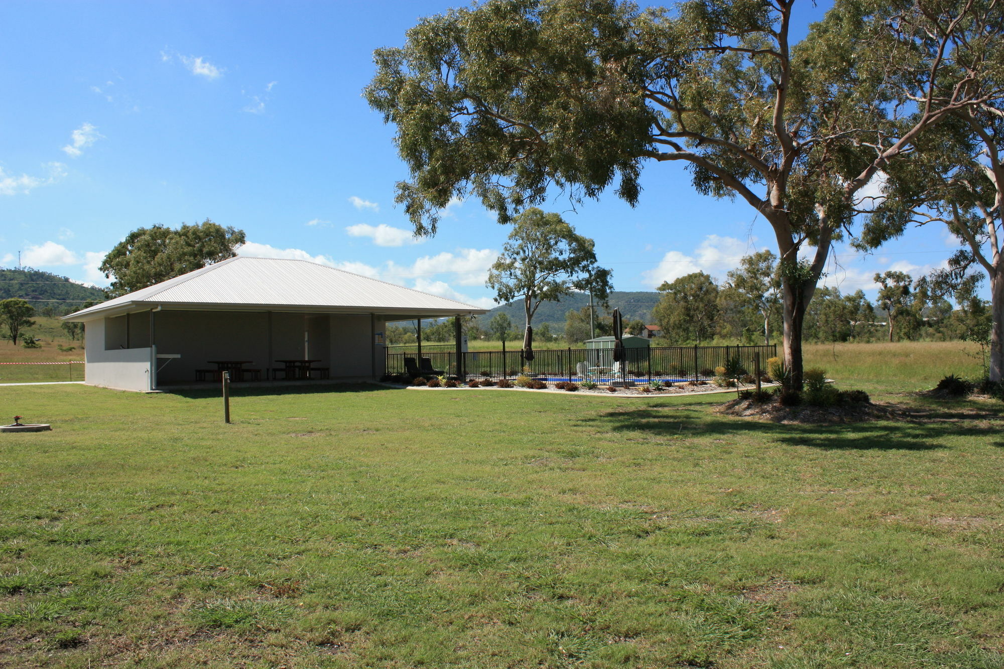 Casa Nostra Motel Rockhampton Exteriör bild
